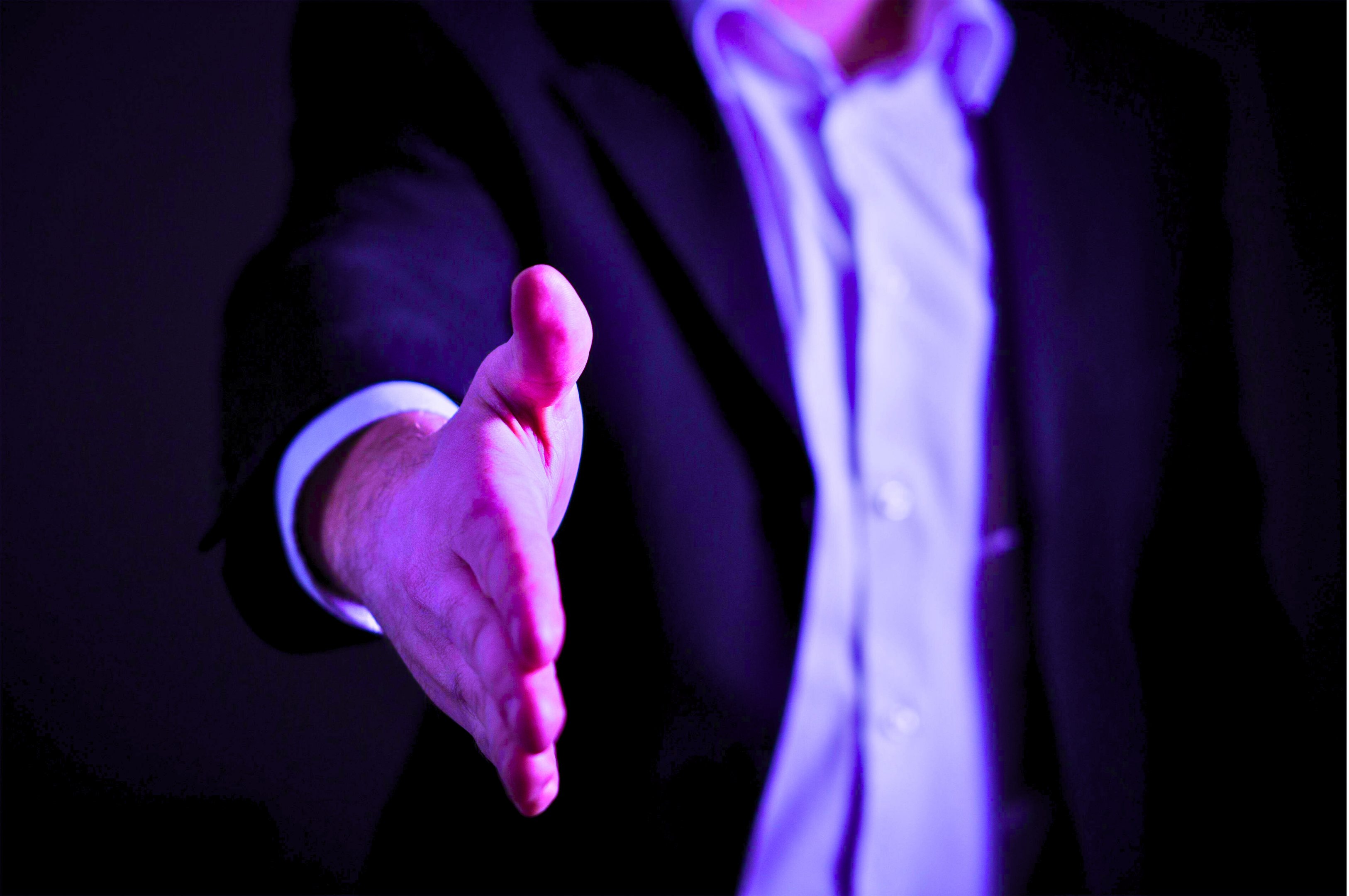 B2B Marketing in 2025: AI-Driven Strategies for Lead Generation & Client Retention